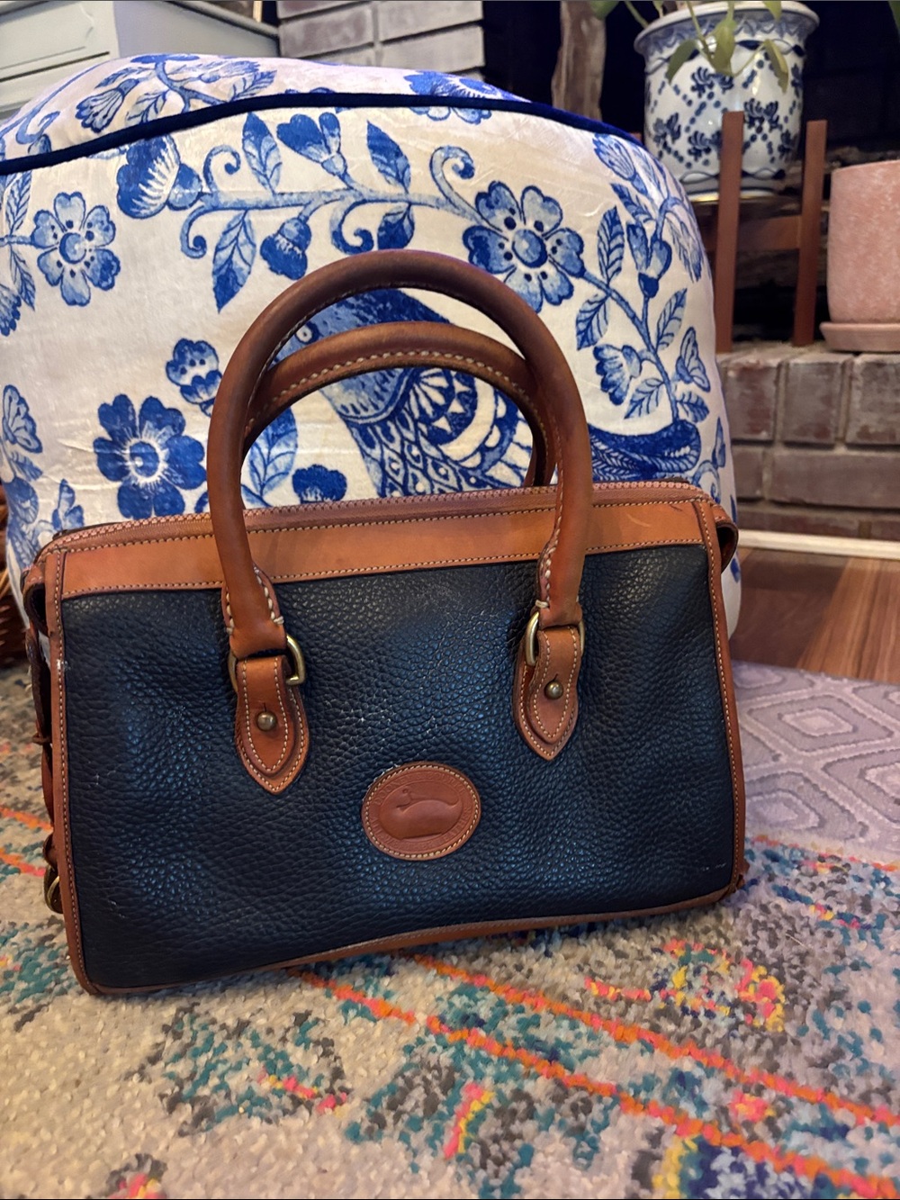 Vintage 80s/90s Dooney & Bourke Bowling Bag